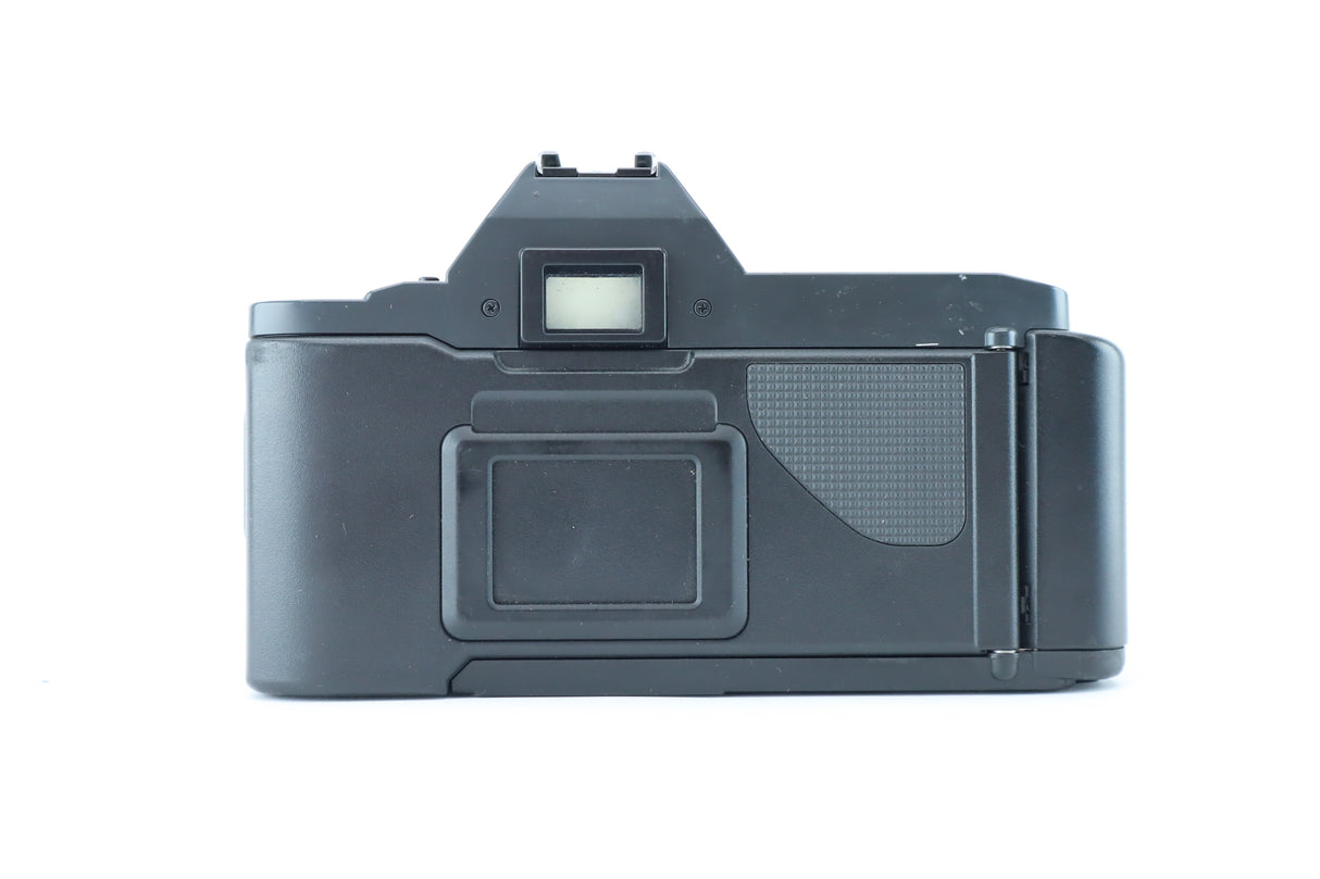 Canon T70 + Canon FD 35–70mm f/3.5–4.5