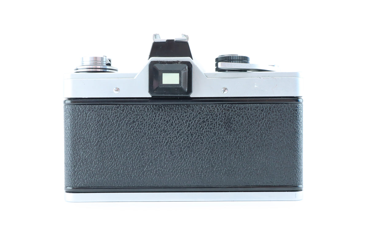 Praktica L + Pentacon 50mm f/1.8