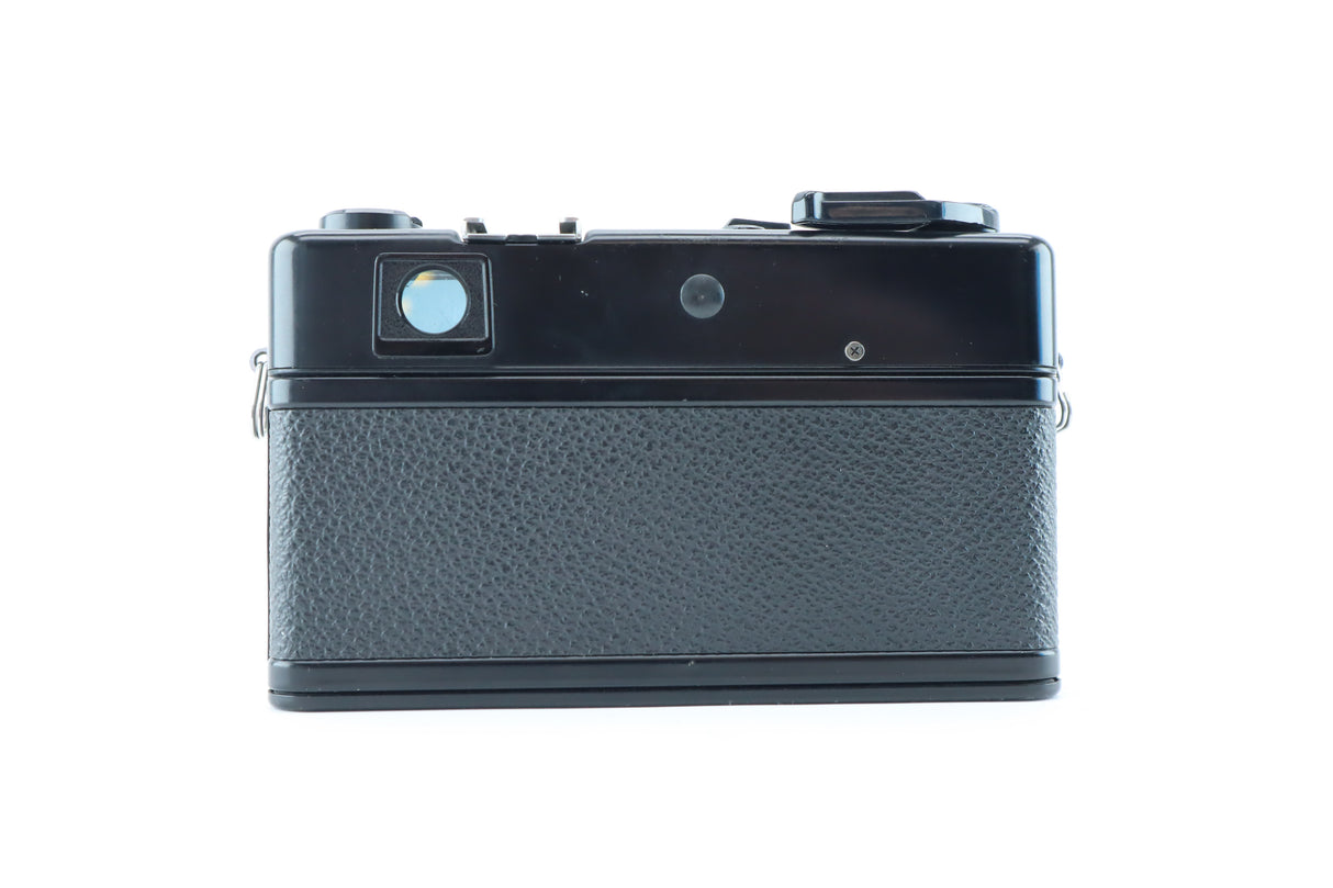 Yashica MG-1 + Yashinon 45mm f/2.8