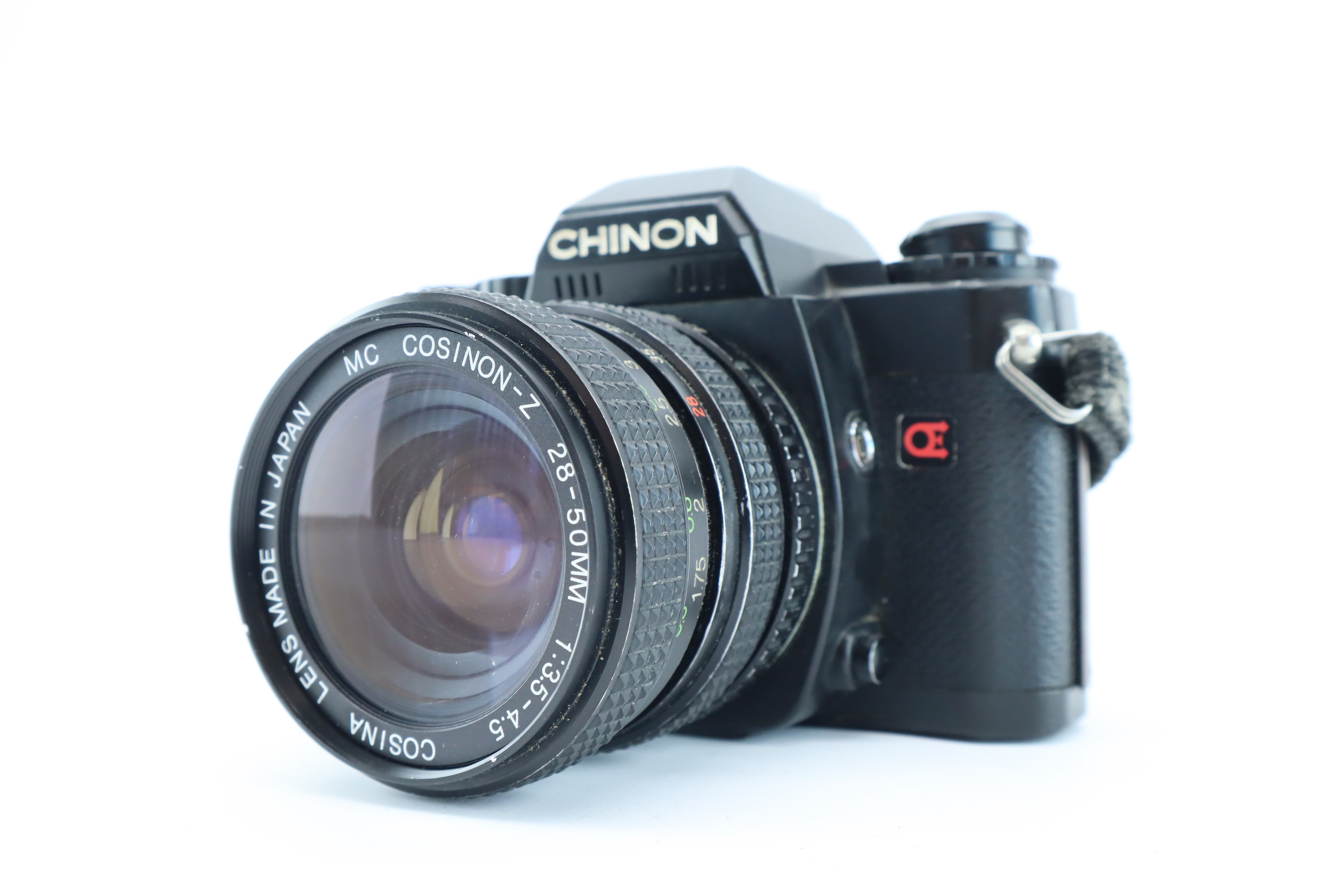 Chinon CE-4 + MC Cosinon-Z 28–50mm f/3.5–4.5 – Hard to Find Chinon CE-4 + MC Cosinon-Z 28–50mm f/3.5–4.5 – Hard to Find