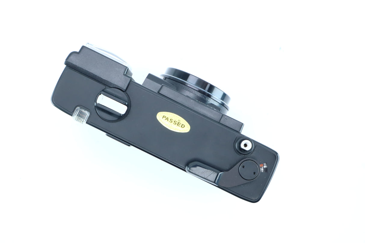 Konica C35 AF with Hexanon 38mm f/2.8