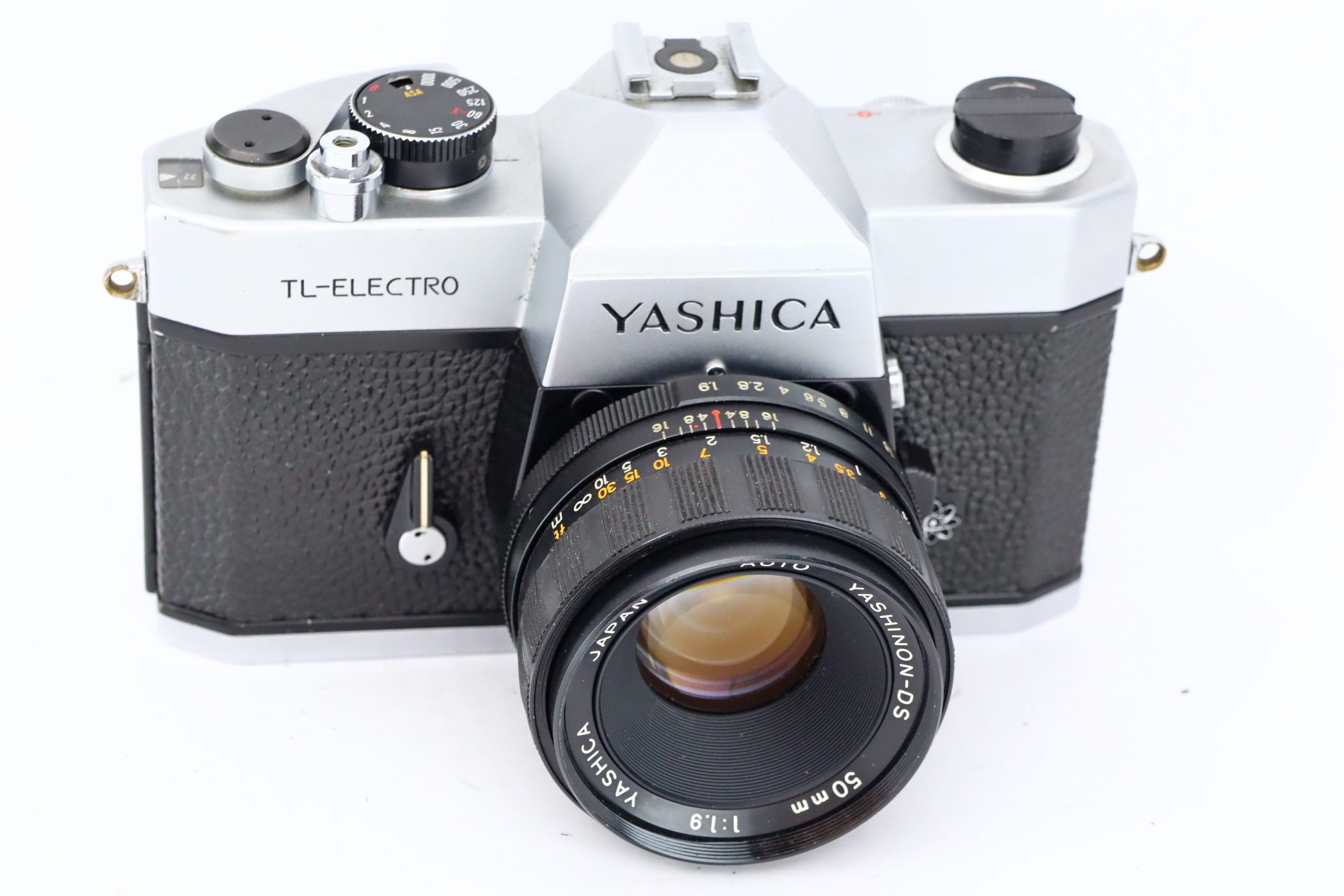 Yashica TL-Electro with Yashinon-DS 50mm 1:1.9 lens – Hard to Find