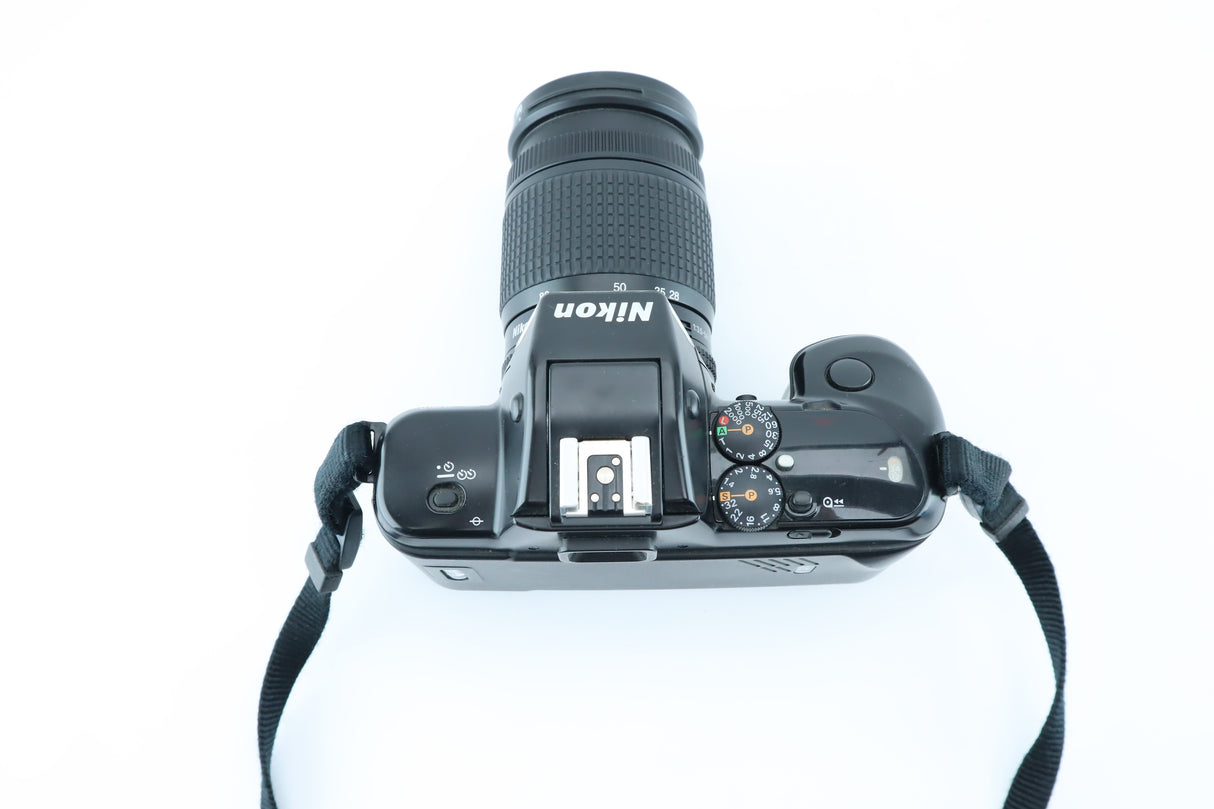 Nikon F-401 X - 28-80 f/3.5-5.6