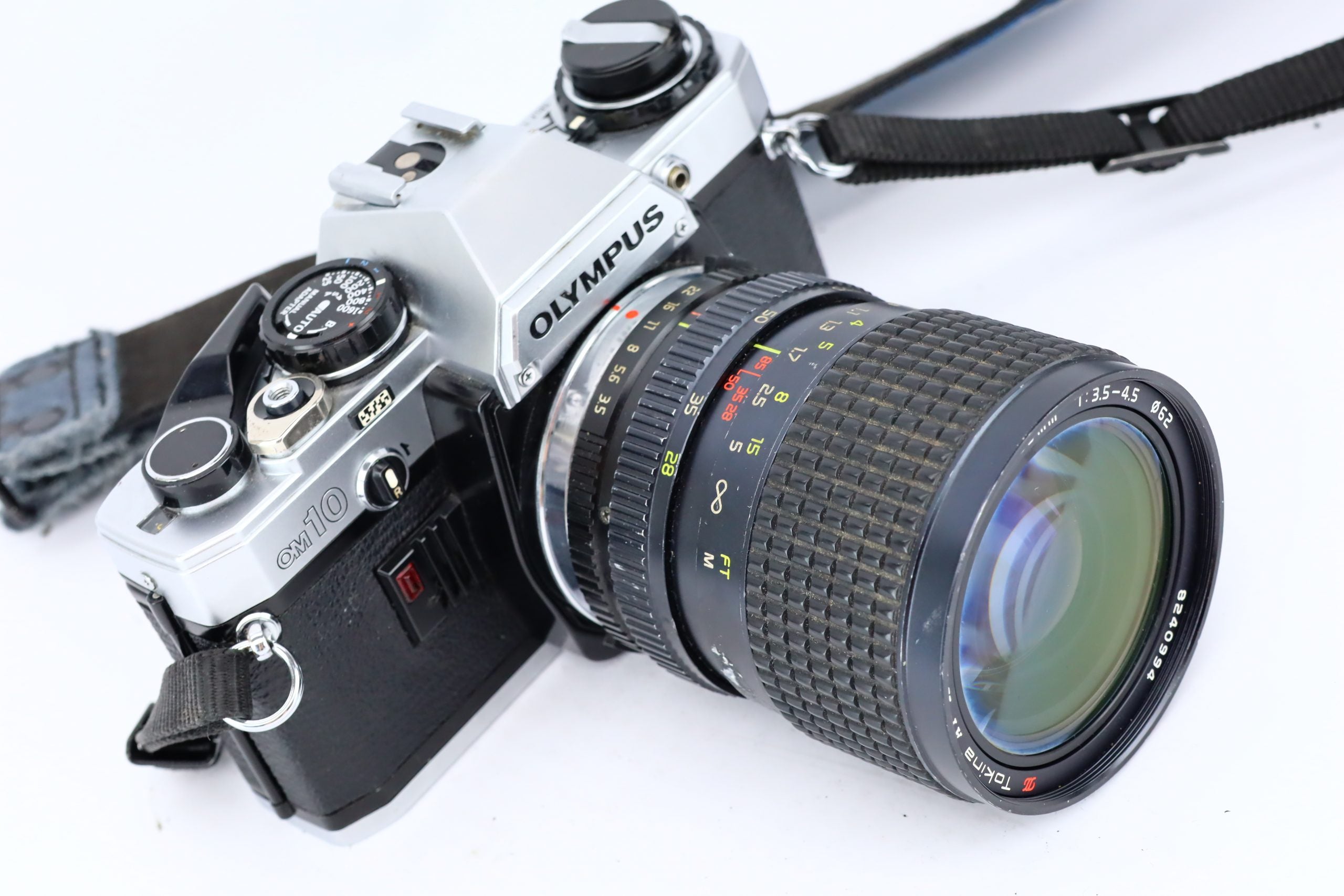 Olympus OM10 with Tokina AT-X 28-85mm 3,5-4,5 – Hard to Find