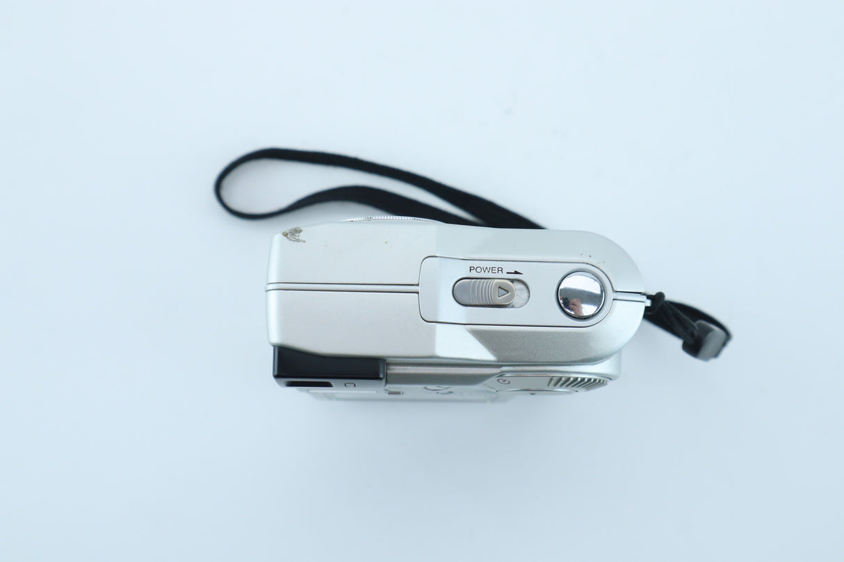 Fujifilm MX-2700 – 2.3 Megapixel Digital Camera with Fujinon 7.6mm f/3.2 Lens