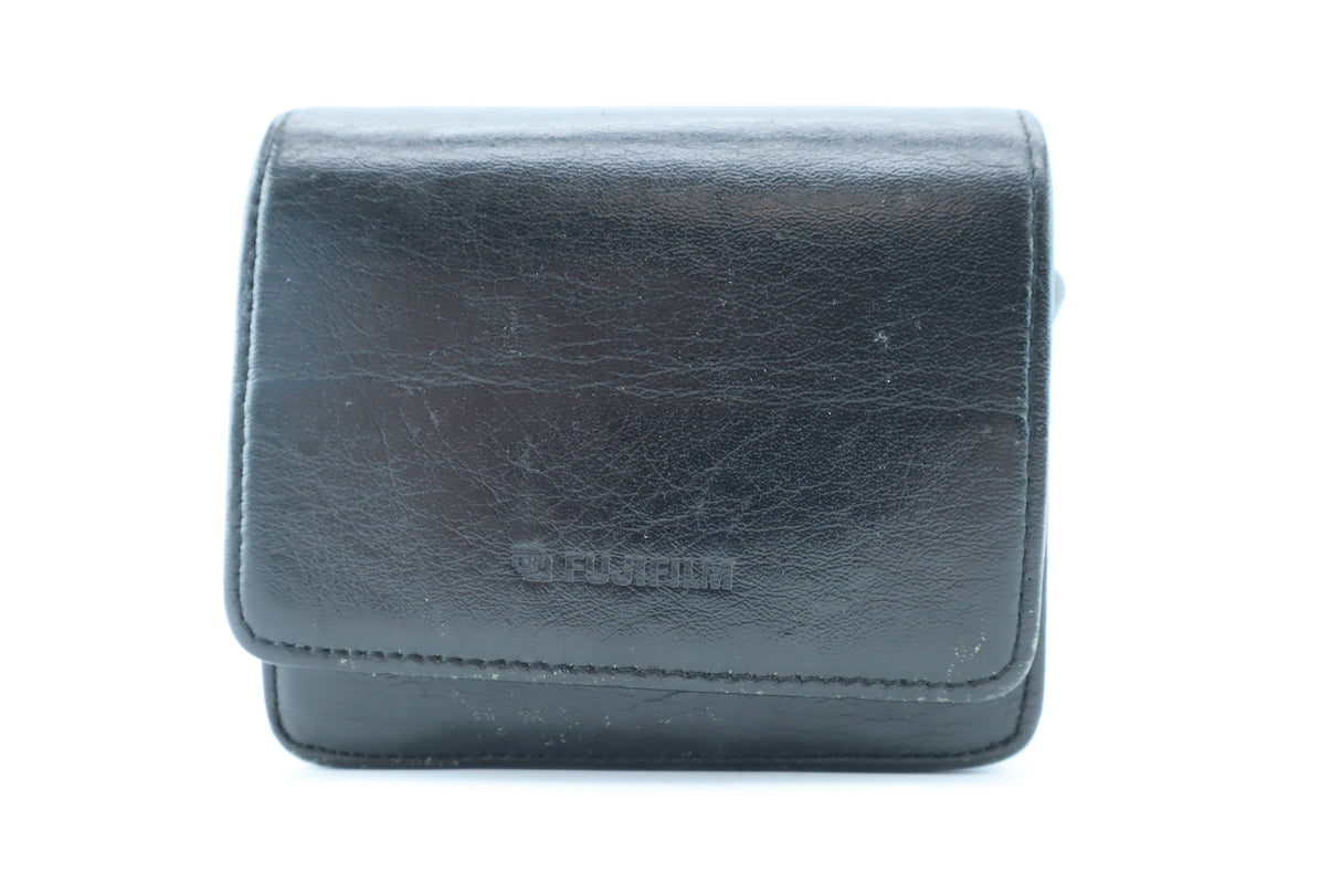 Fujifilm MX-2700 – 2.3 Megapixel Digital Camera with Fujinon 7.6mm f/3.2 Lens