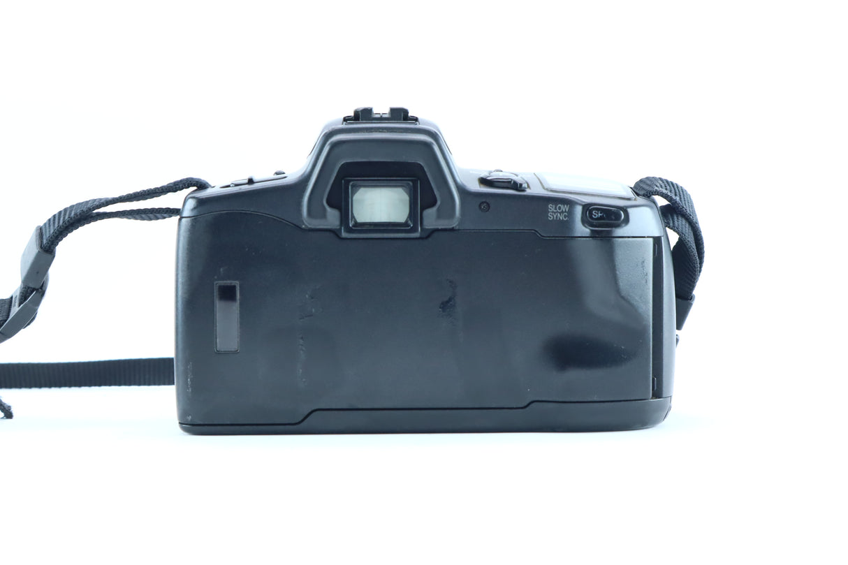 Minolta Dynax 500si Super + Zoom Xi AF 35–200mm f/4.5–5.6