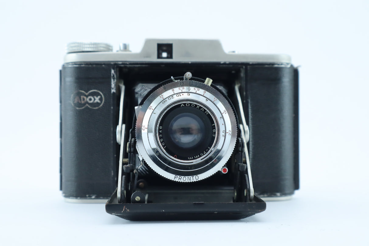 Adox Golf with Adoxar 75mm f/6.3