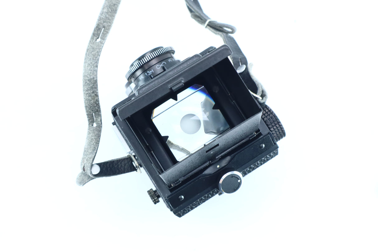 Lomo Lubitel 166 Universal with T-22 75mm f/4.5