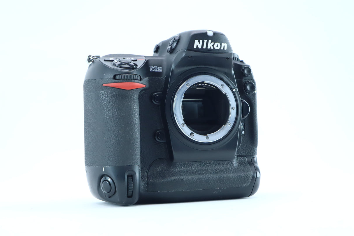 Nikon D2H