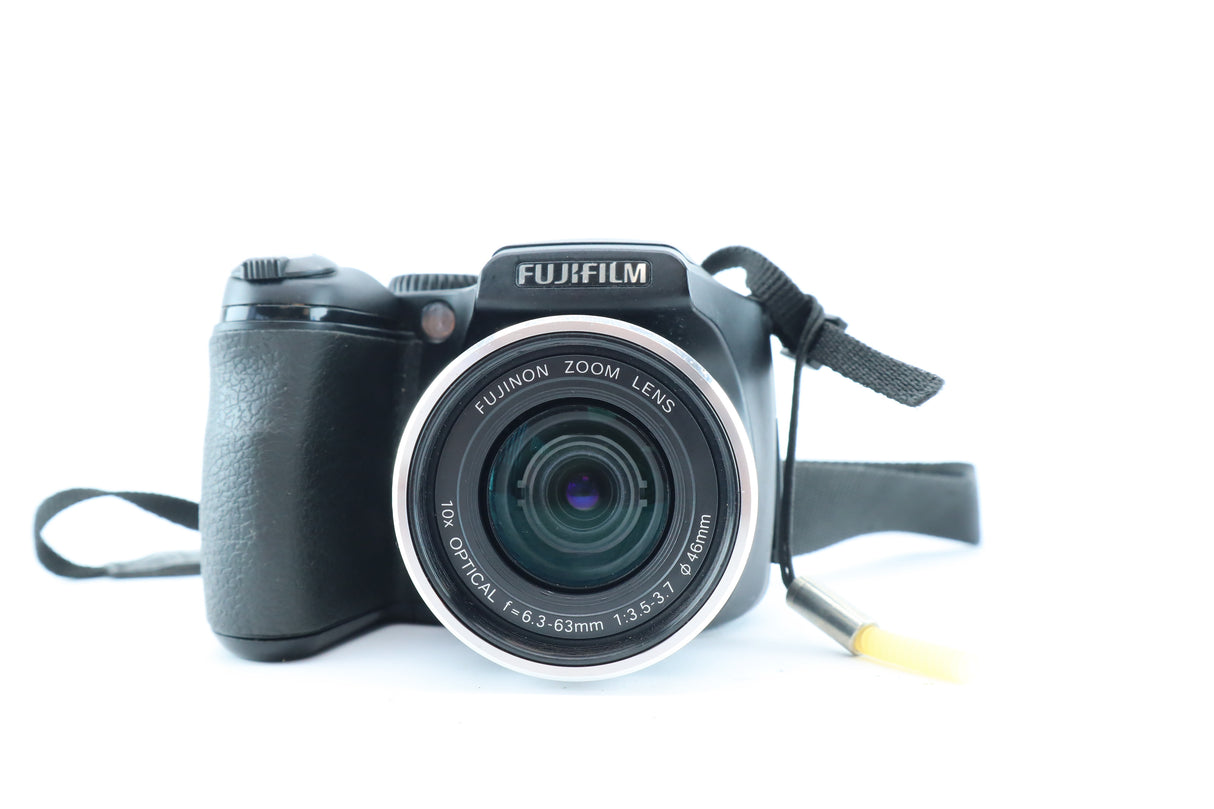 Fujifilm FinePix S5800 – 10x Optical Zoom Bridge Camera