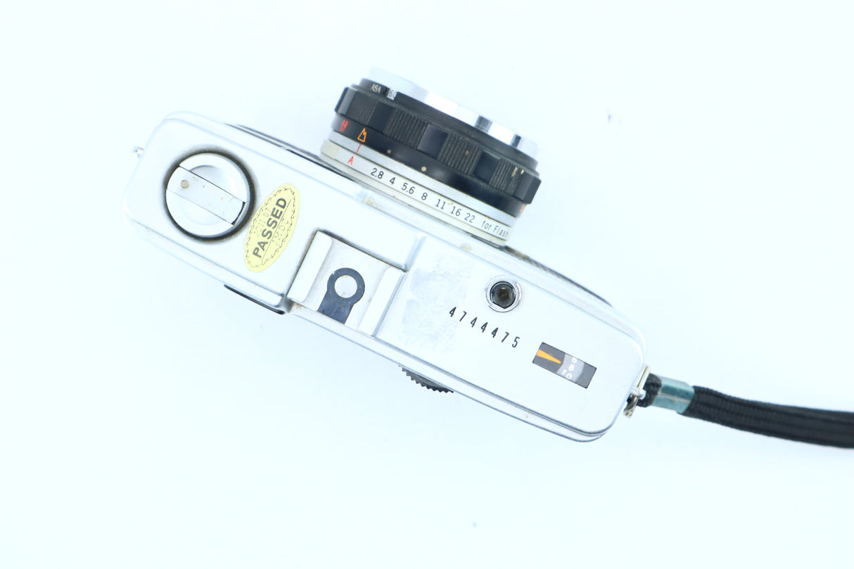 Olympus Trip 35 with D.Zuiko 40mm f/2.8