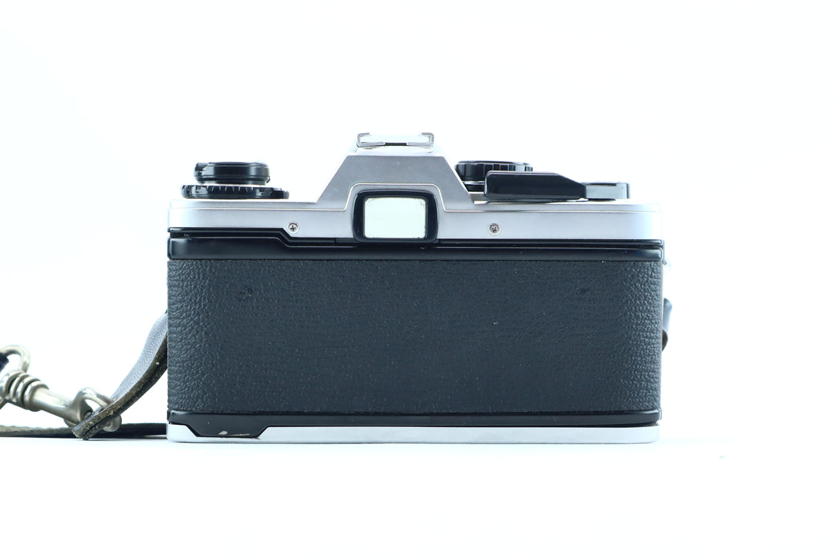 Olympus OM-10 with Olympus Zuiko Auto-S 50mm f/1.8