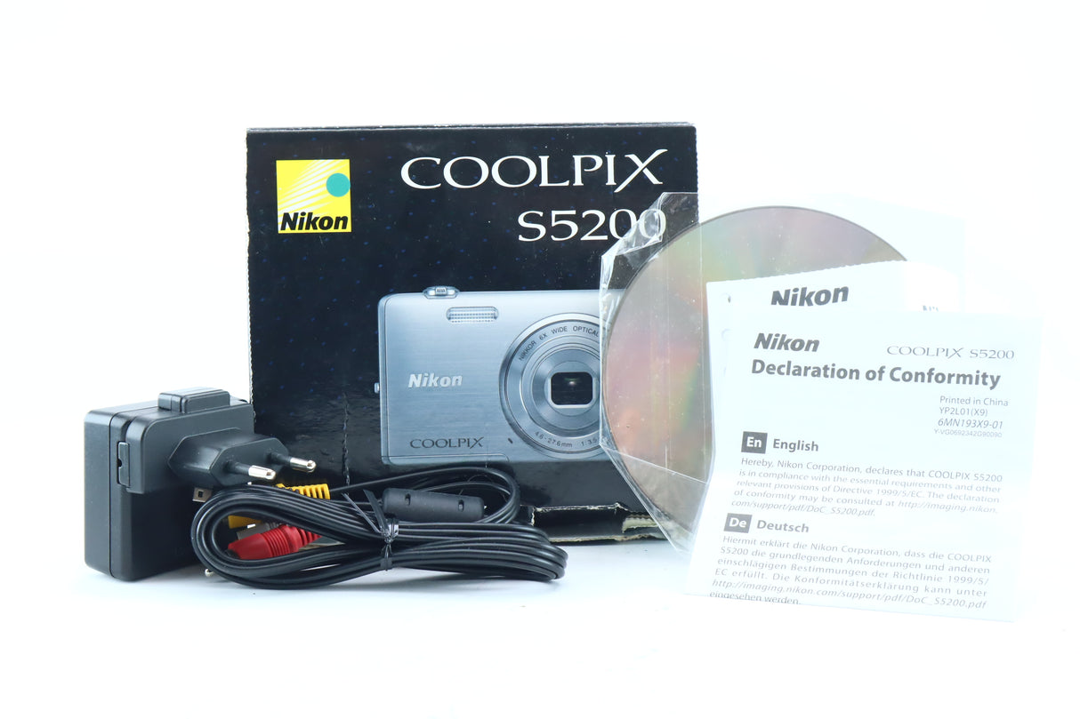 Nikon Coolpix S5200