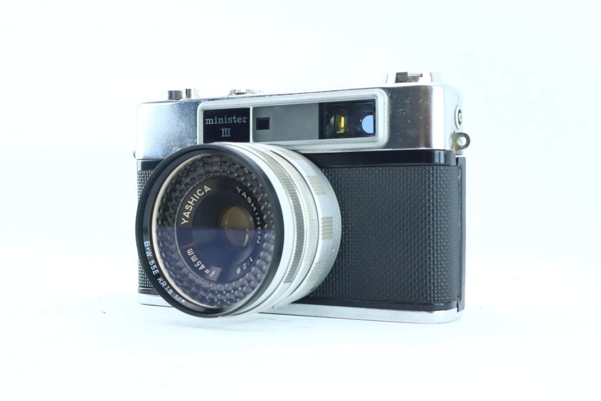 Yashica Minister III with Yashinon 45mm f/2.8