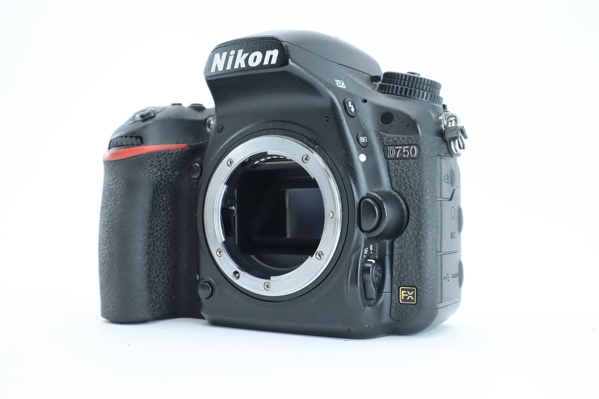 Nikon D750