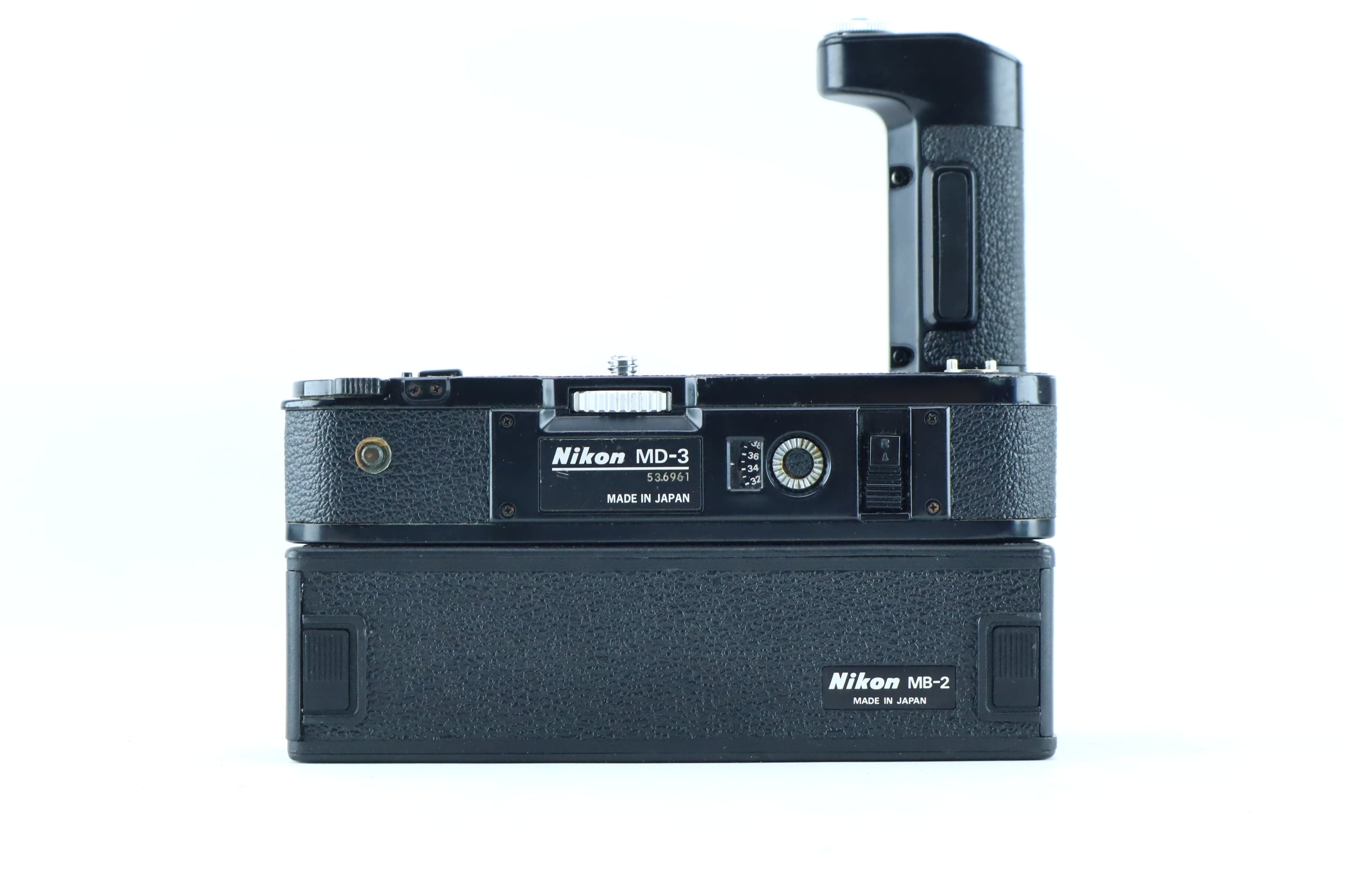 #696★動作品★Nikon MD-3 MB-2 Nikon MD-3 Motor Drive with MB-2 Battery Pack – Hard to Find