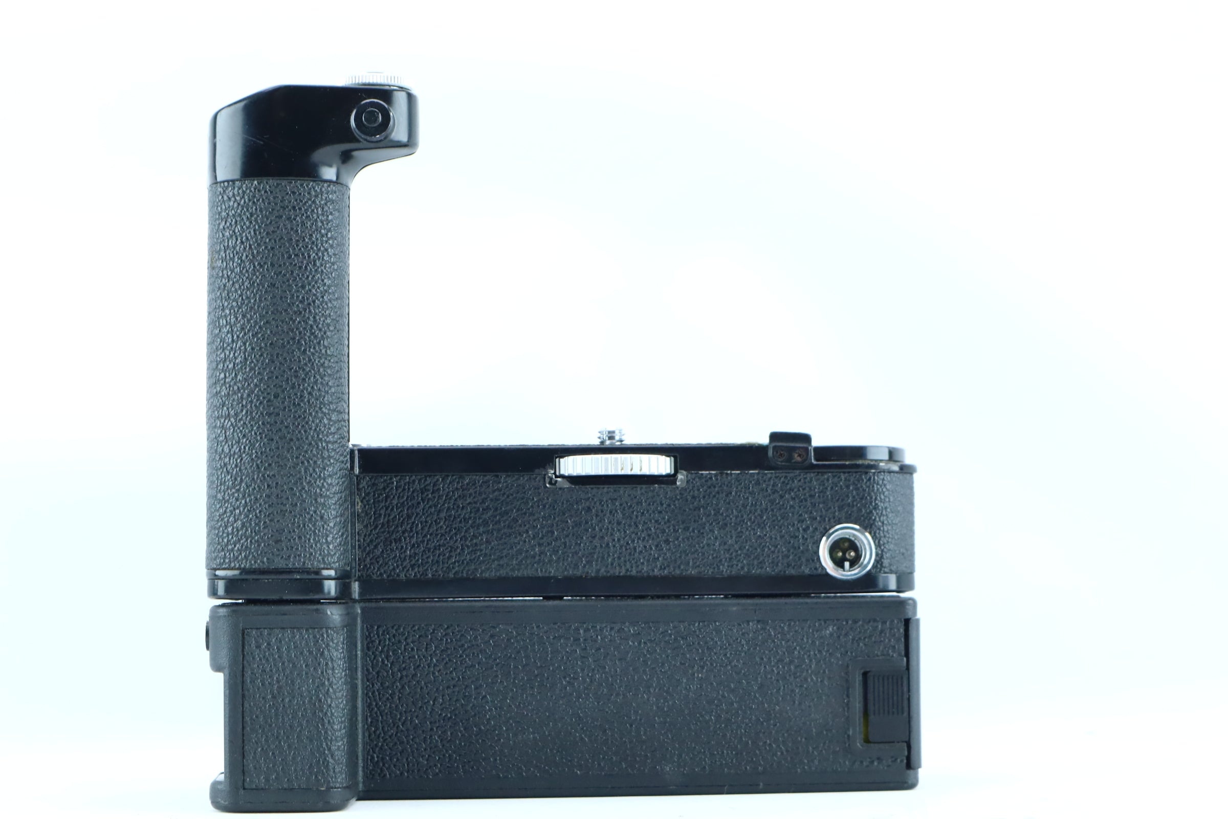 Nikon MD-3 Motor Drive with MB-2 Battery Pack – Hard to Find