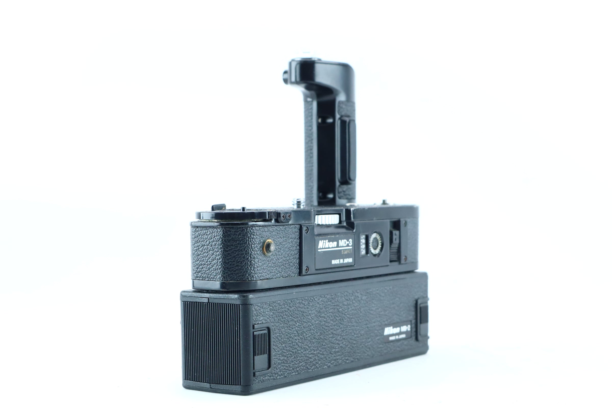 #696★動作品★Nikon MD-3 MB-2 Nikon MD-3 Motor Drive with MB-2 Battery Pack – Hard to Find