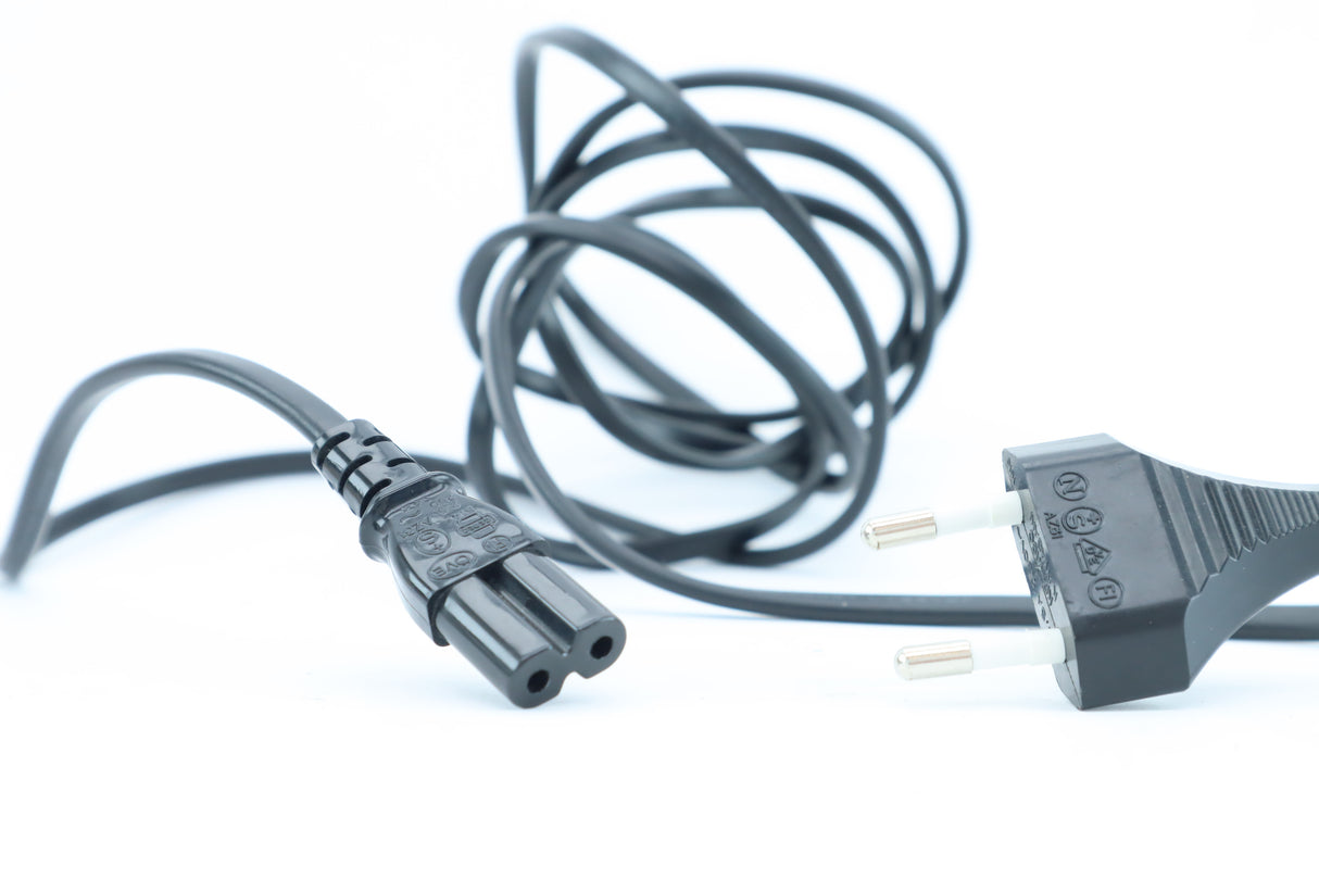 Canon EOS 40D + Canon Zoom Lens 35–70mm f/3.5–4.5