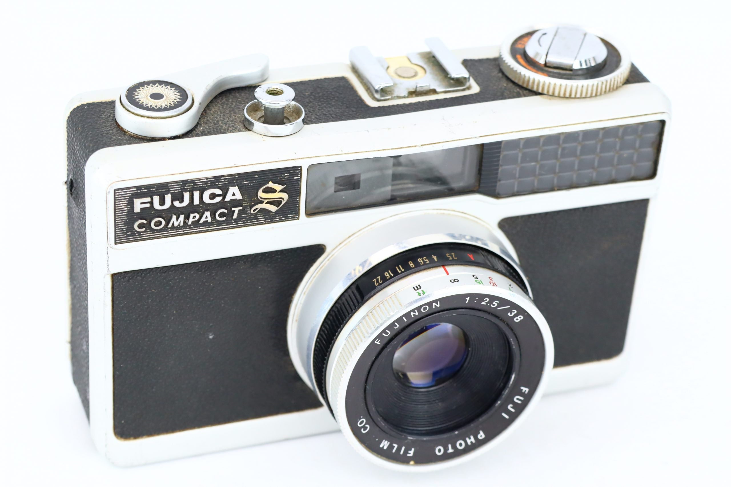 Fujica compact S 2.5/38