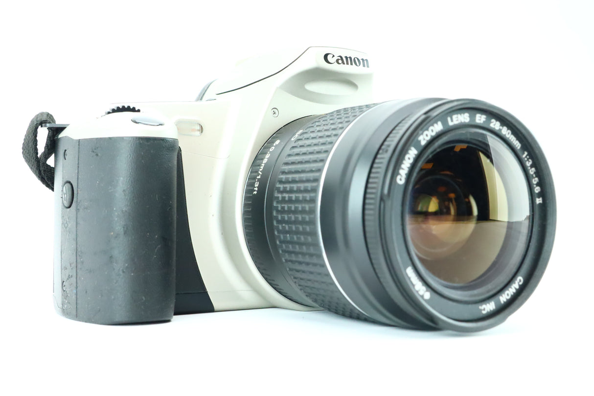 Canon EOS 300 with EF 28-80mm 3,5-5,6 II