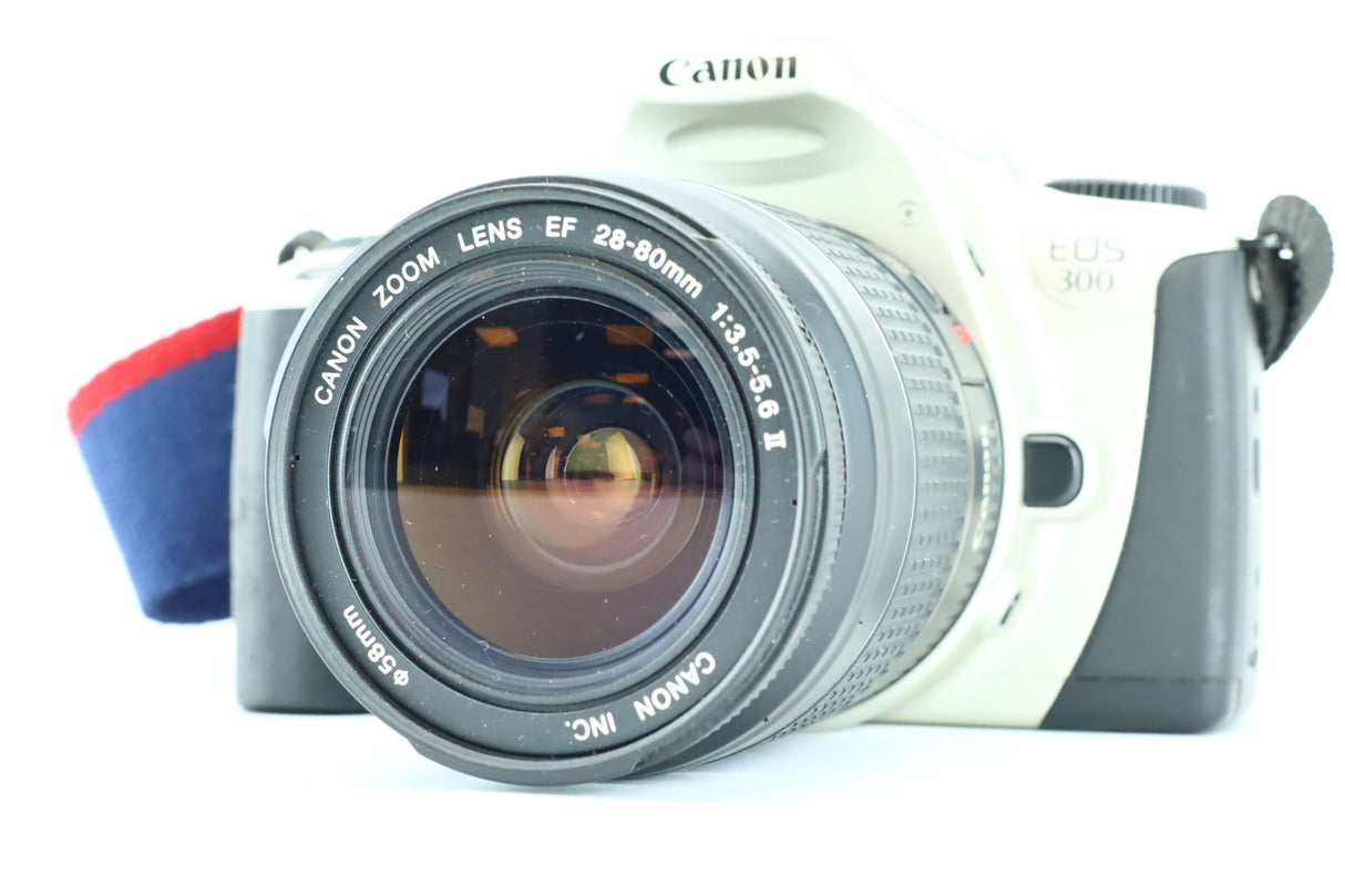 Canon EOS 300 with EF 28-80mm 3,5-5,6 II