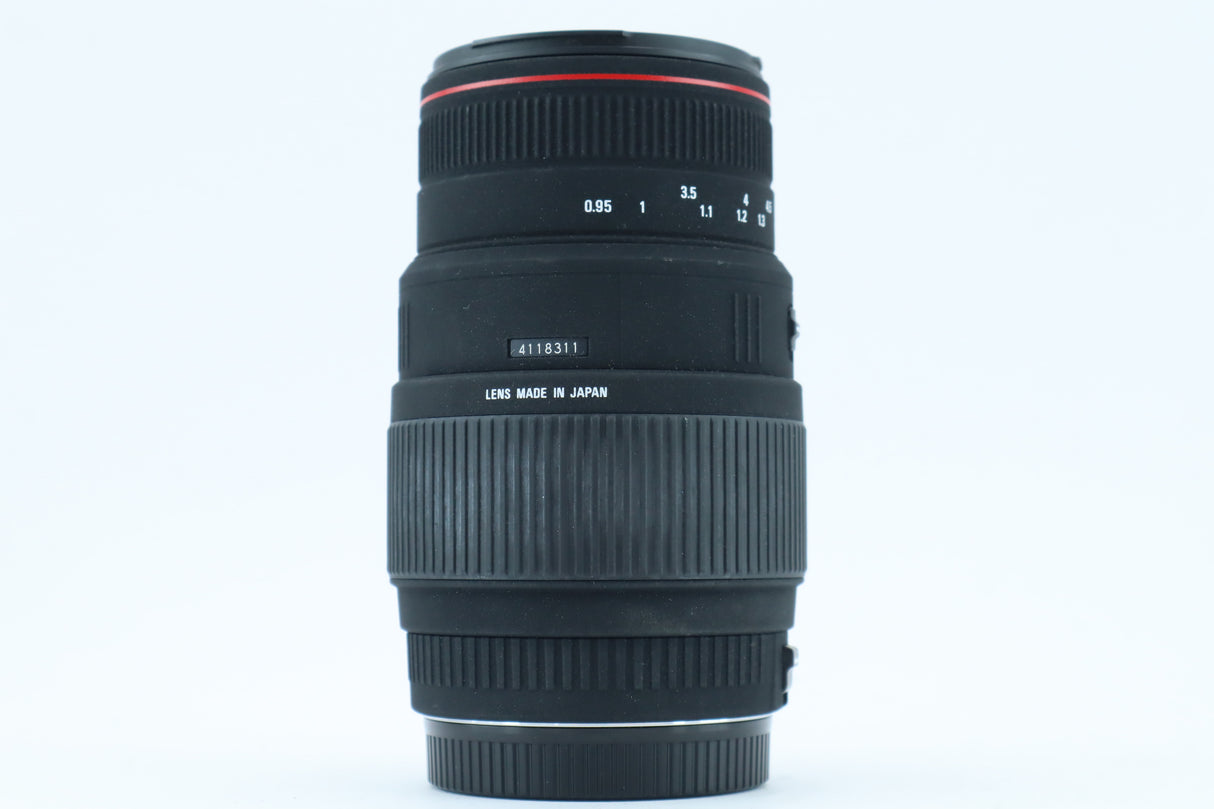 Sigma APO DG 70–300mm f/4–5.6