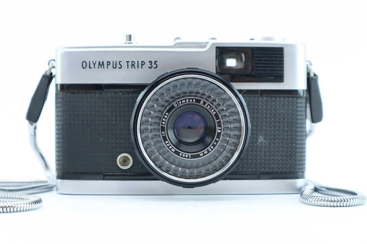 Olympus Trip 35 + Olympus D.Zuiko 40mm f/2.8