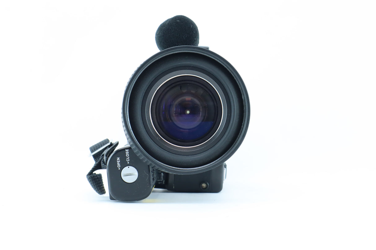 Canon Auto Zoom 814XL-S + Canon Zoom Lens C-8 7–56mm f/1.4 Macro