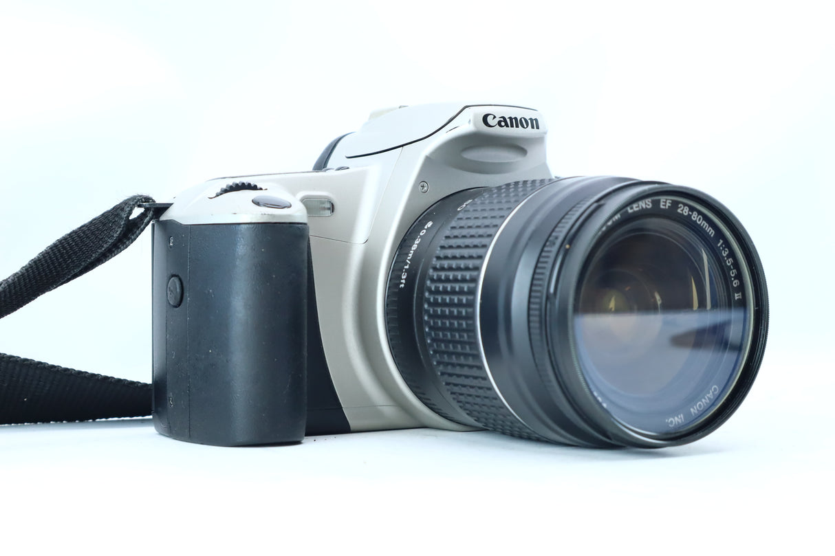 Canon EOS 300 with EF 28-80mm f/3.5-5.6 II