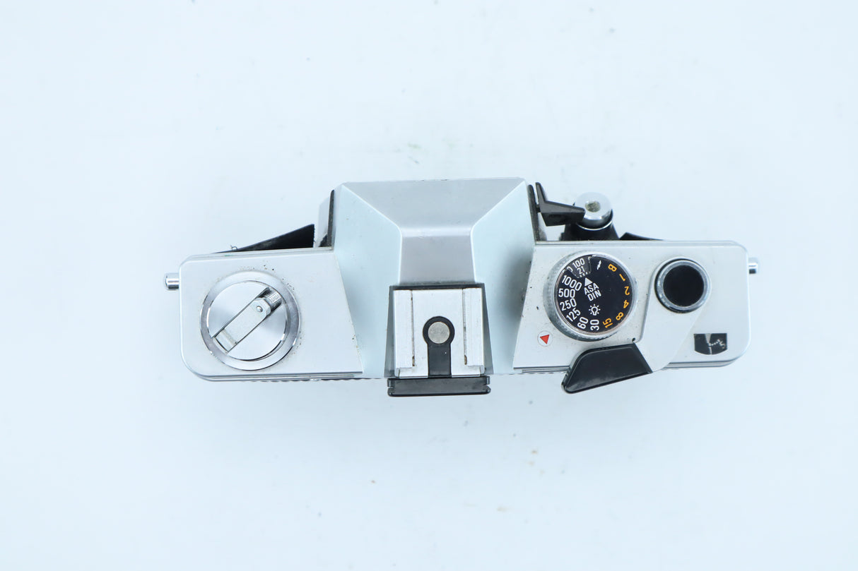 Praktica MTL3 with Domiplan 50mm f/2.8