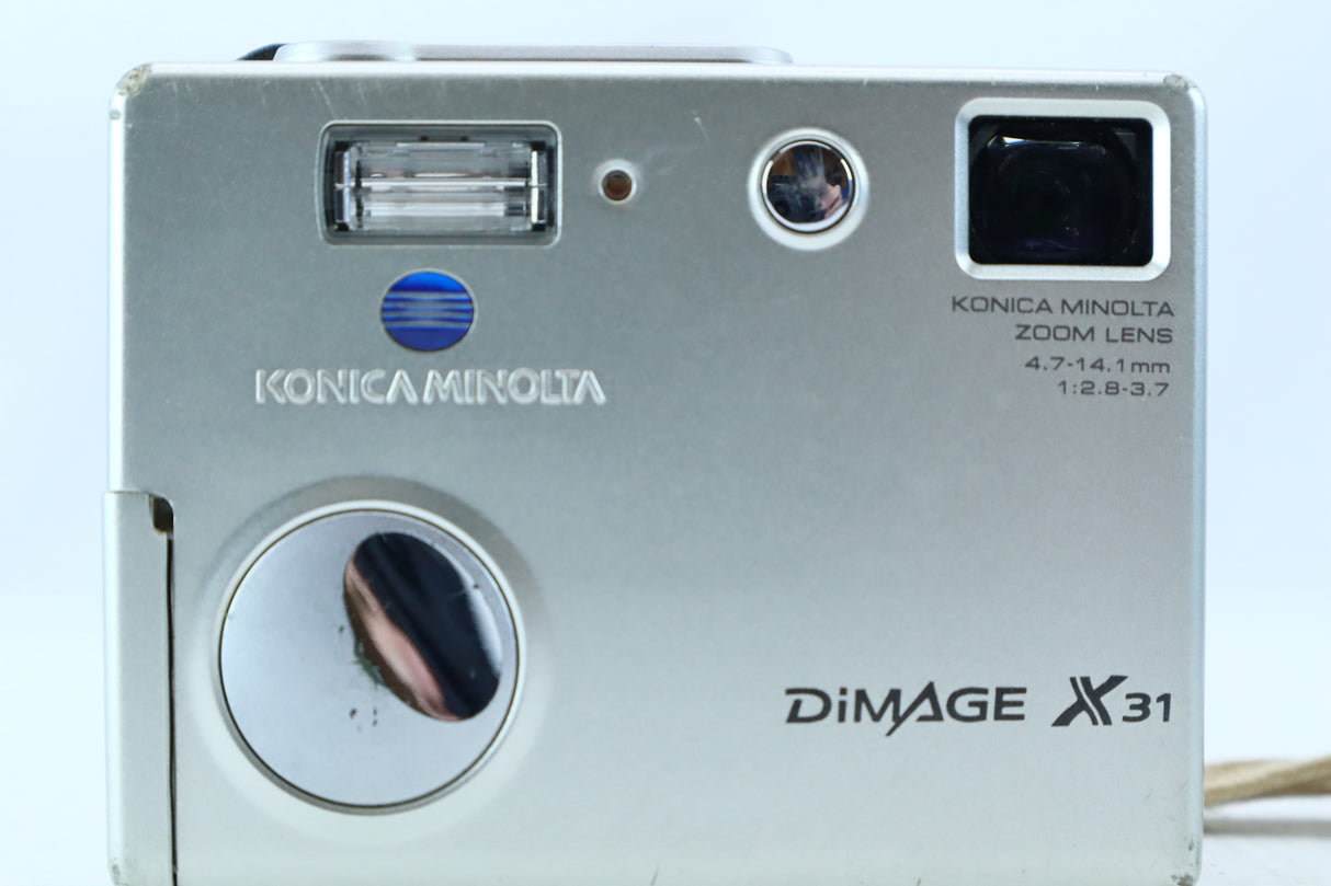 Konica Minolta DiMAGE X31