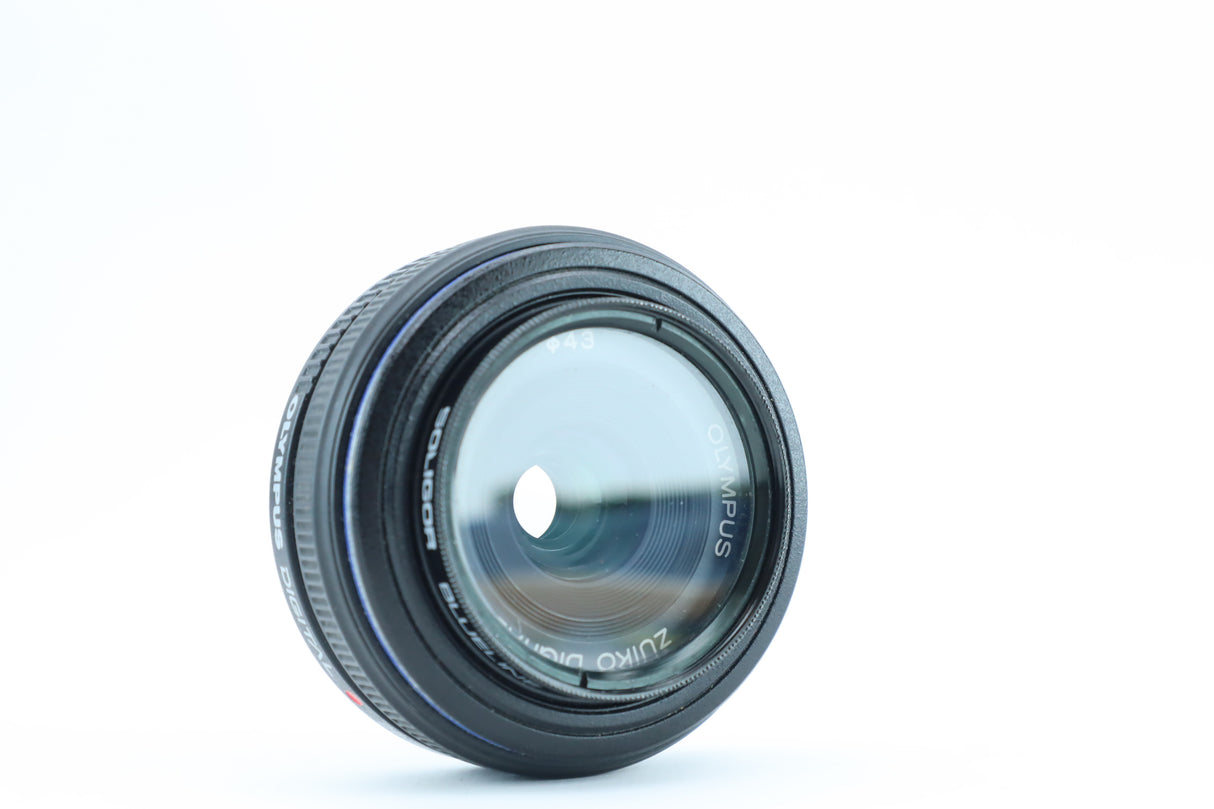 Olympus Zuiko Digital 25mm f/2.8