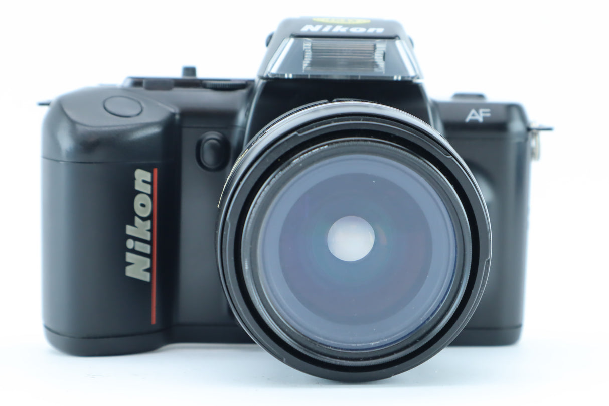 Nikon F-401 AF with 28-70mm 1:3.5-4.5