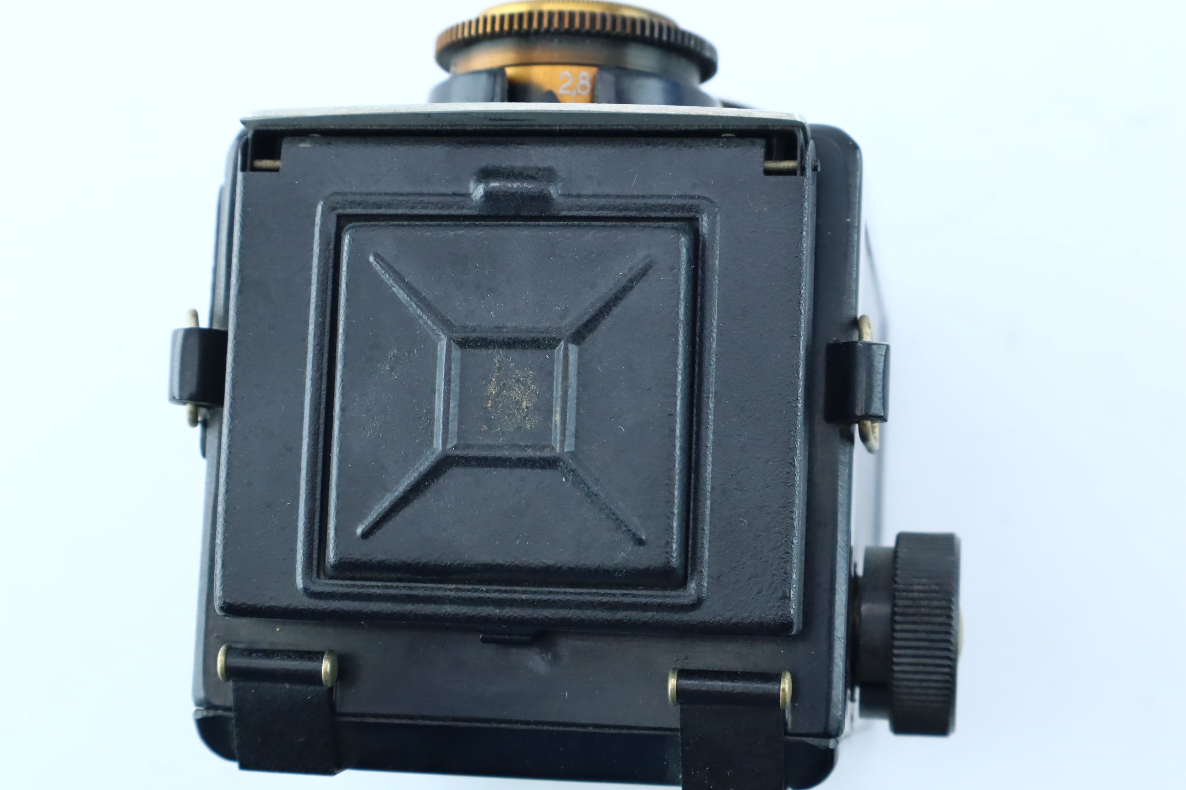 LOMO Lubitel 2 TLR – Hard to Find Camera Store