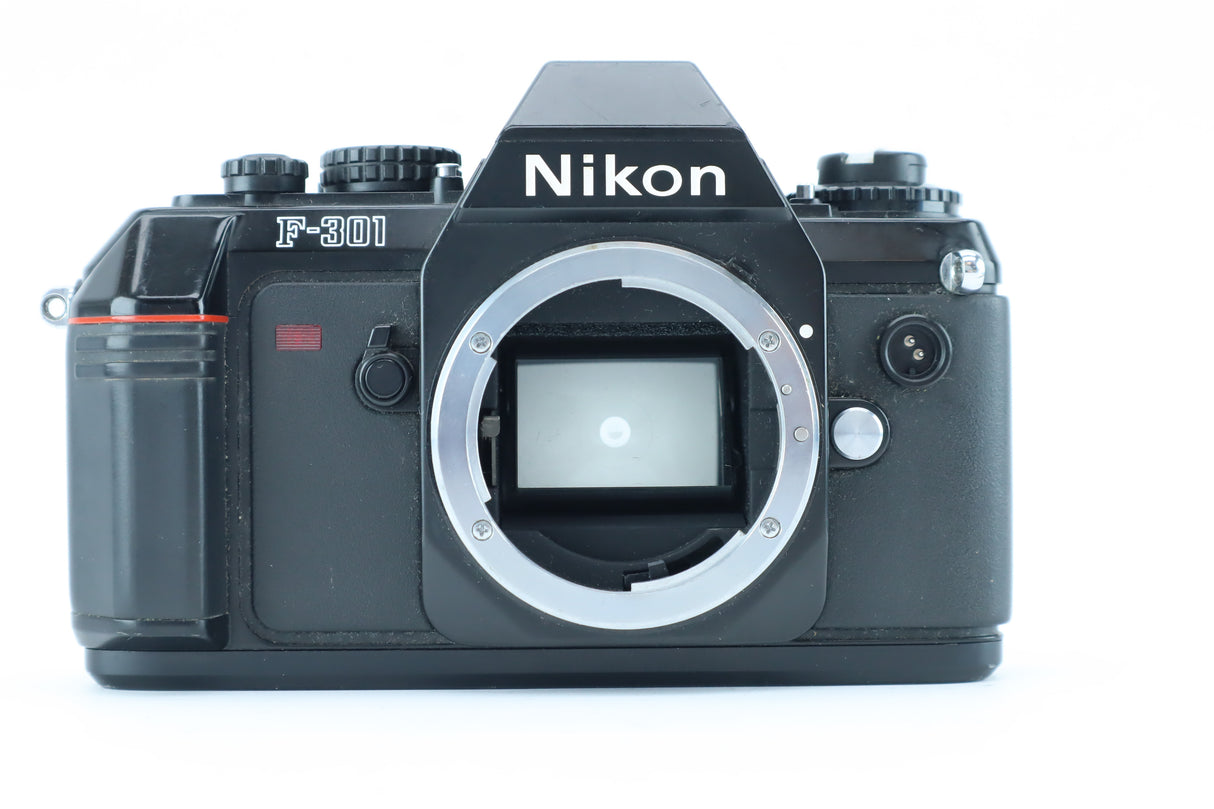 Nikon F-301