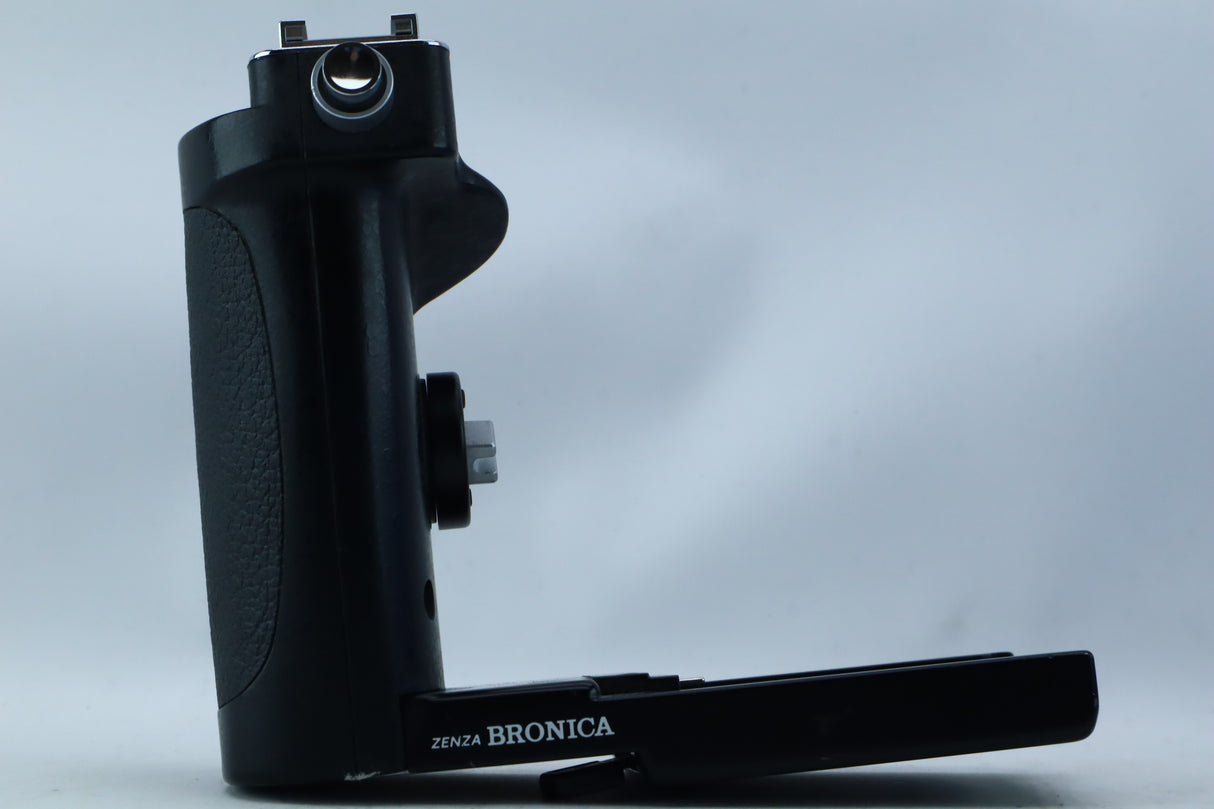 Zenza Bronica ETR Speed Grip