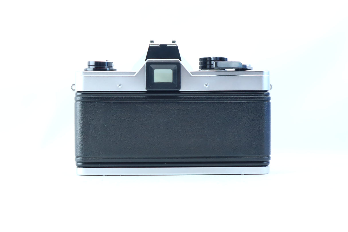 Praktica MTL 5B with Pentacon 50mm f/1.8 MC