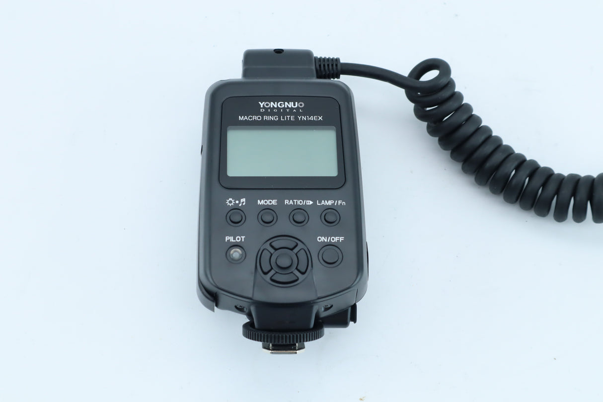 Yongnuo YN14EX – TTL Macro Ring Flash for Canon DSLR Cameras