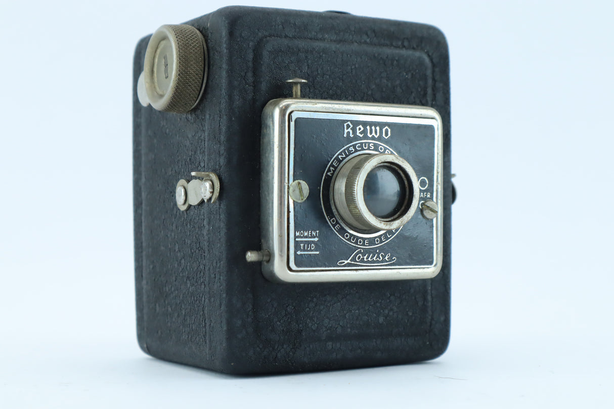 Rewo Louise – Dutch Box Camera with Olde Delft Meniscus lens