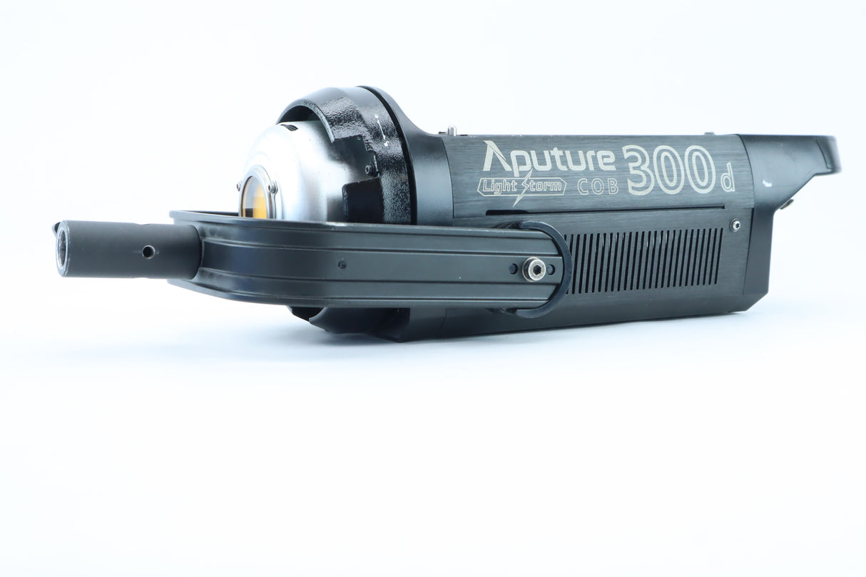 Aputure LS C300d