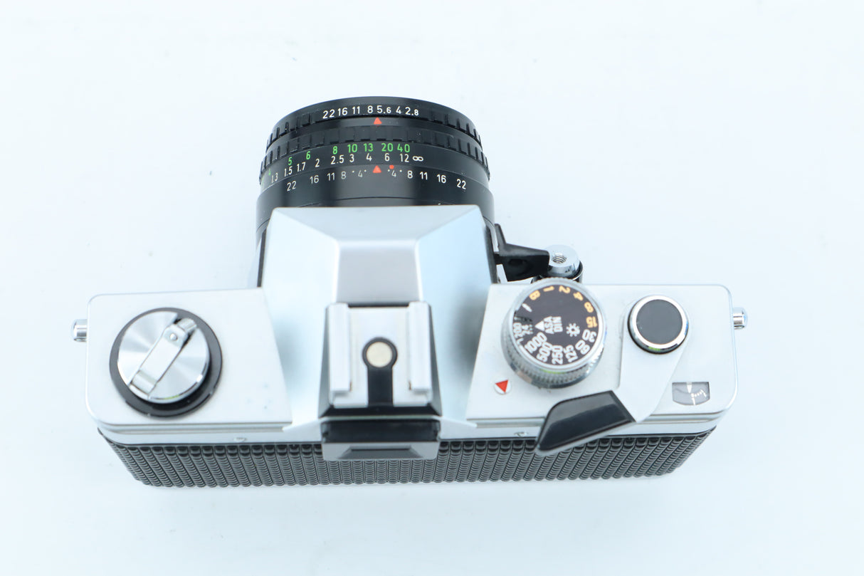 Praktica Super TL 1000 with Domiplan 50mm f/2.8 – Classic M42 SLR with Manual Controls