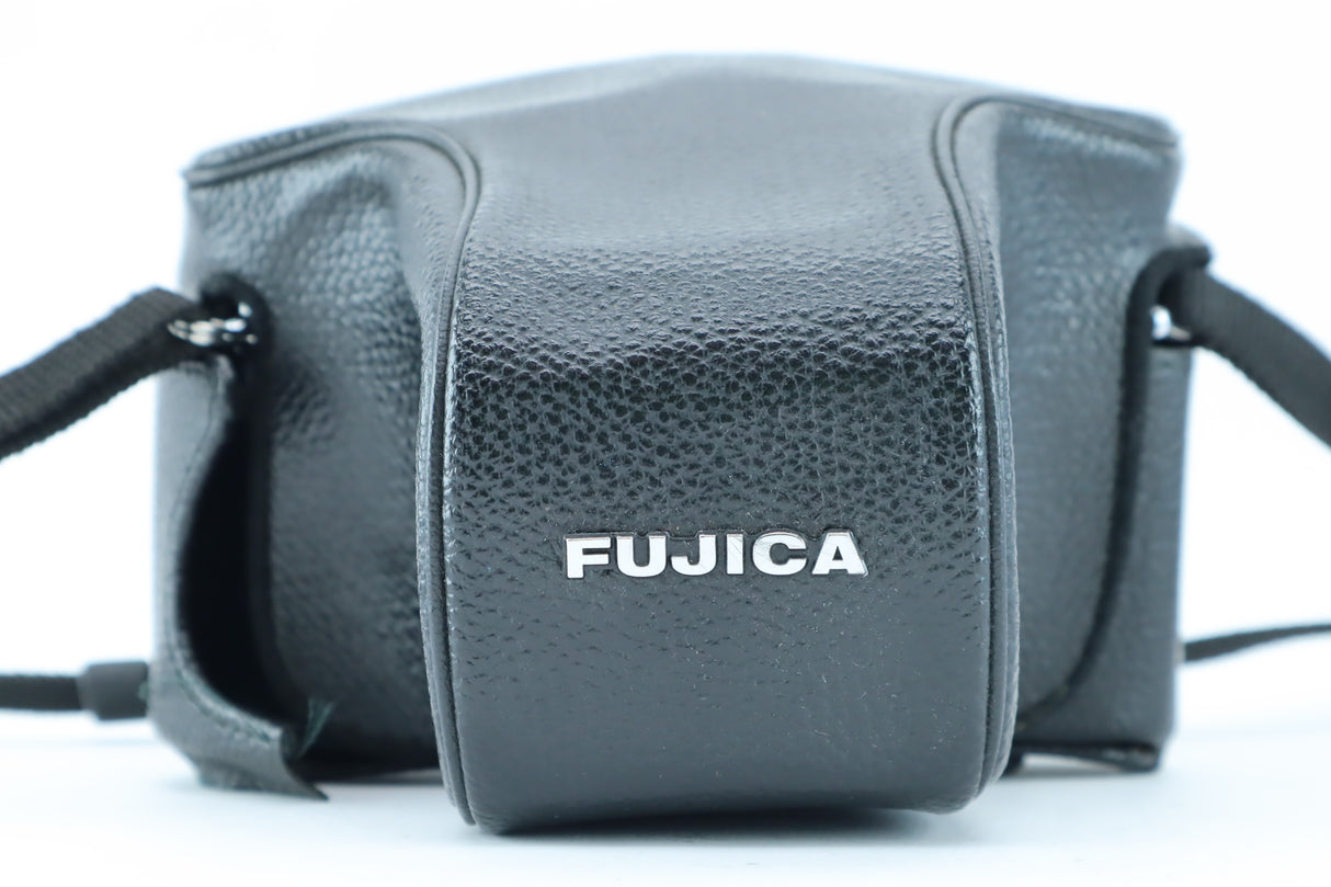 Fujica ST605 with Fujinon 55mm f/2.2 – Manual 35mm M42 SLR with Fuji Prime Lens