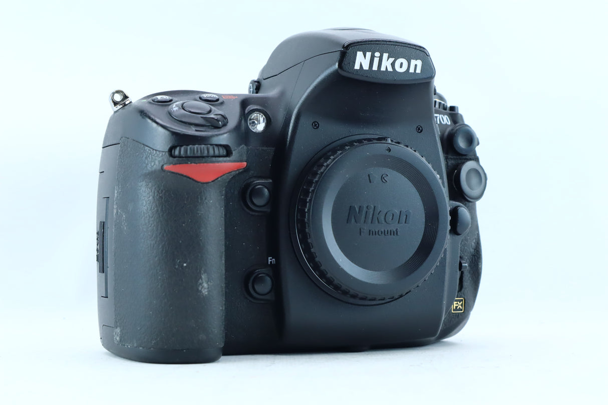 Nikon D700 | Full-Frame FX Performance