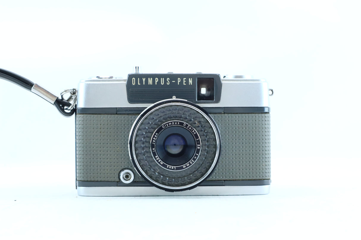 Olympus Pen EES-2 | D.Zuiko 30mm f/2.8