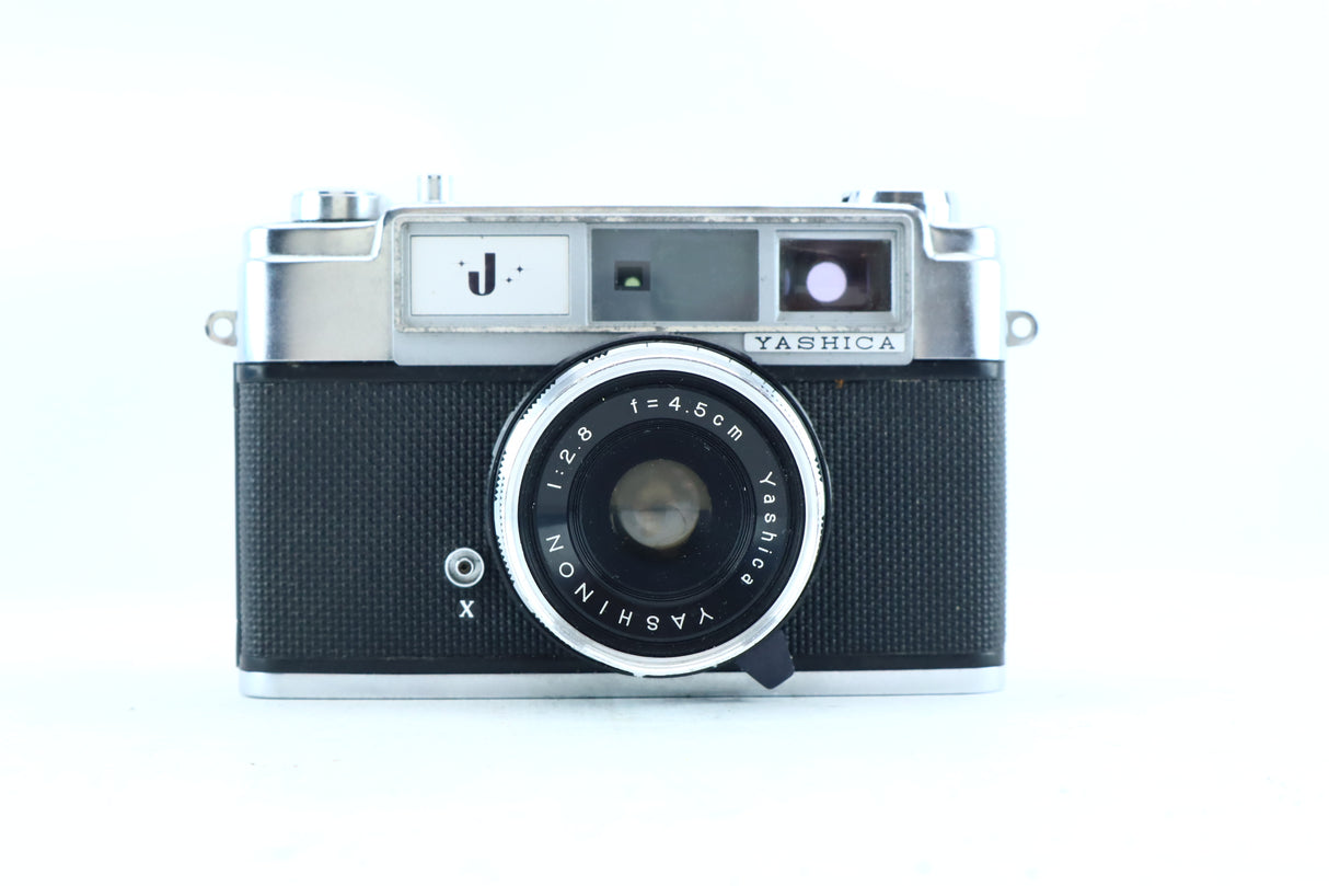 Yashica 35 | Yashinon 4.5cm f/2.8