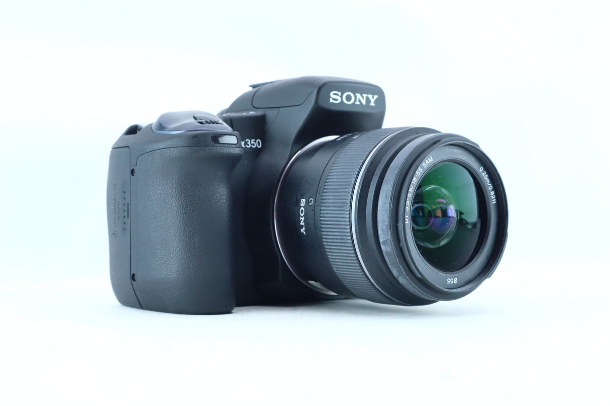 Sony Alpha A350 + DT 18-55mm f/3.5-5.6 SAM