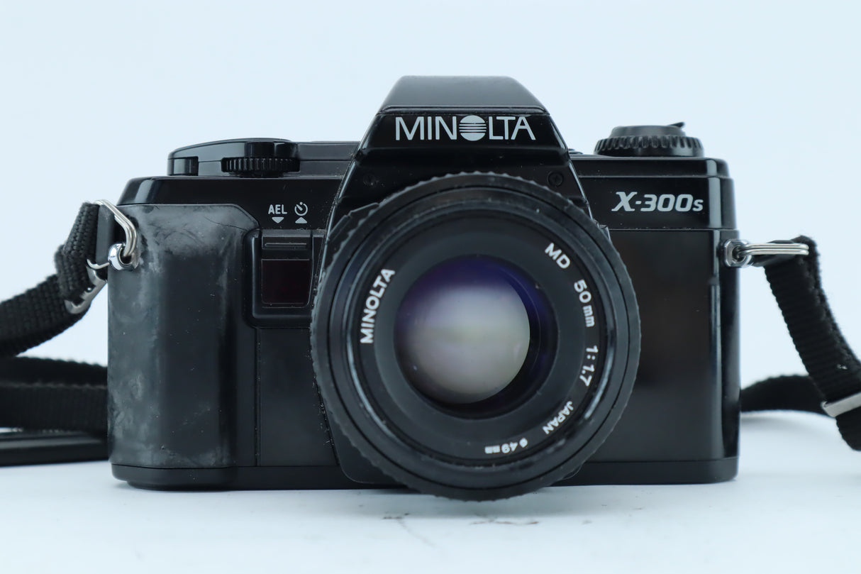 Minolta X-300s + MD 50mm f/1.7 – 35mm Manual Focus SLR Camera Kit