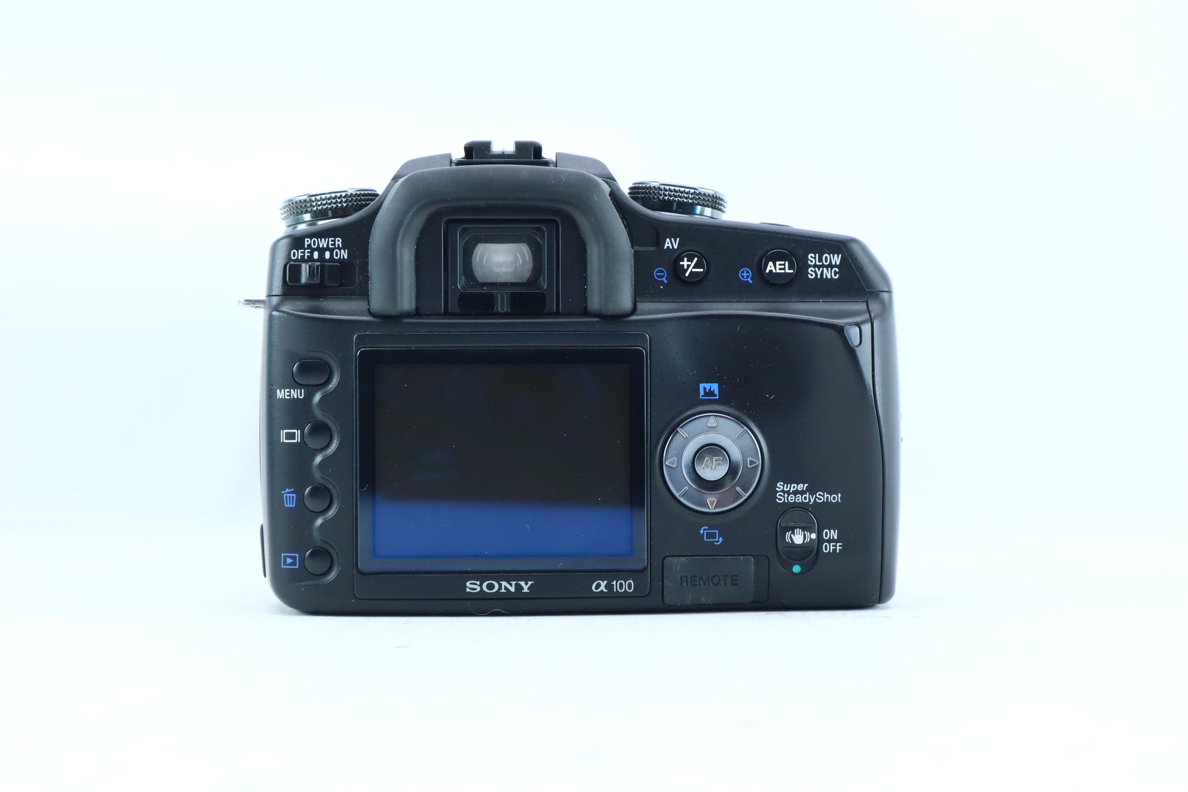 Sony Alpha DSLR-A100 with DT 18-70mm f/3.5-5.6 Macro – Hard to